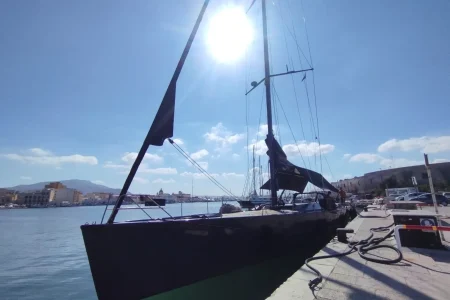 barca vela ormeggio