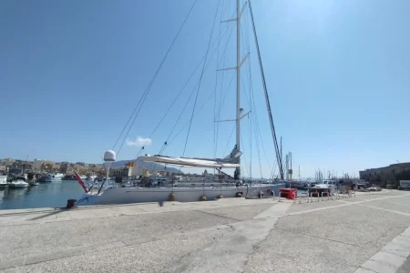 barca ormeggio castellammare golfo