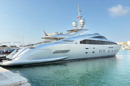 yacht porto