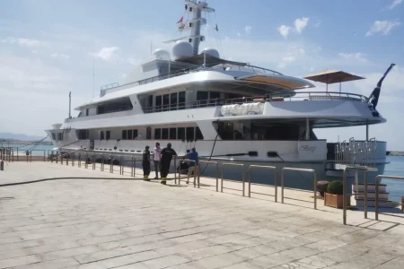 yacht porto